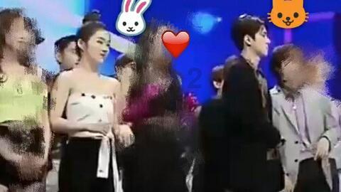 了解我和男朋友说你知道为什么我喜欢让你睡觉抱着我吗?因为有安全的感觉,然后我男朋友很开心为什么知识星球,专享独家内容